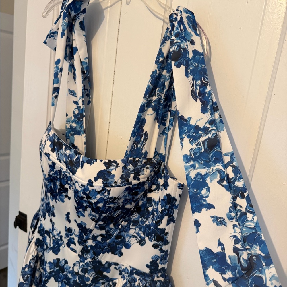 Milla Ravishing blue hydrangea corset maxi dress, Garden of Eden - Picture 6 of 14